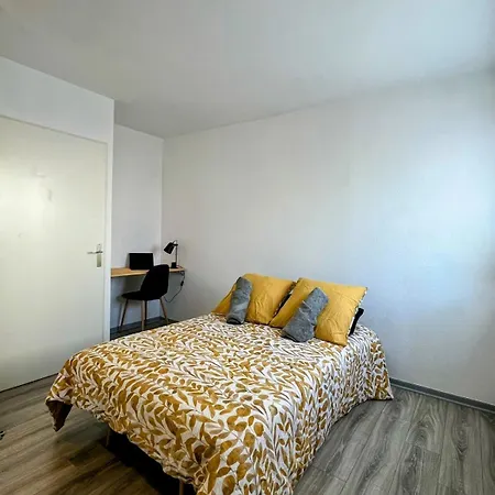 Calme Proche De La Gare Appartamento