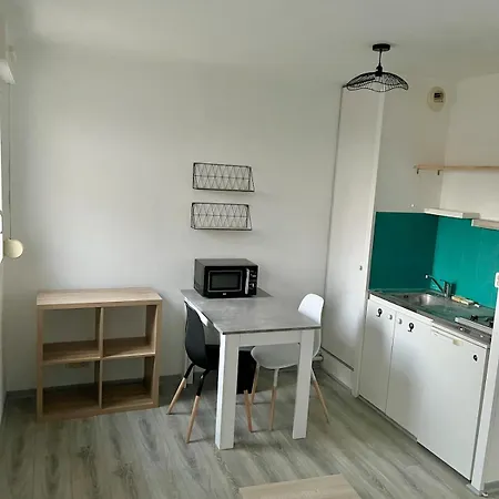 Calme Proche De La Gare Appartamento